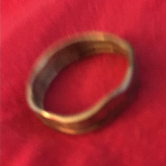 Ring - Picture 2 of 2